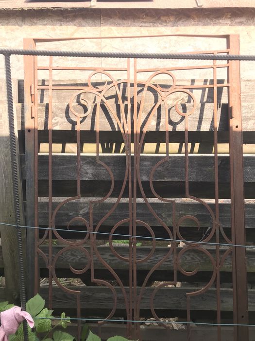 Ворота,двери дуже гарни