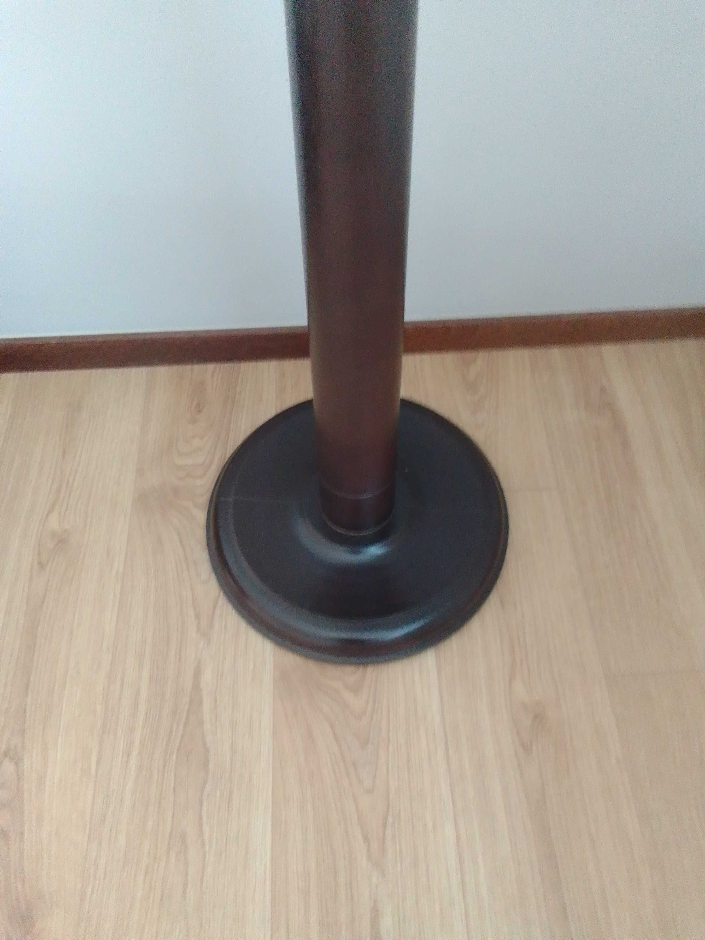 Cabide para casacos