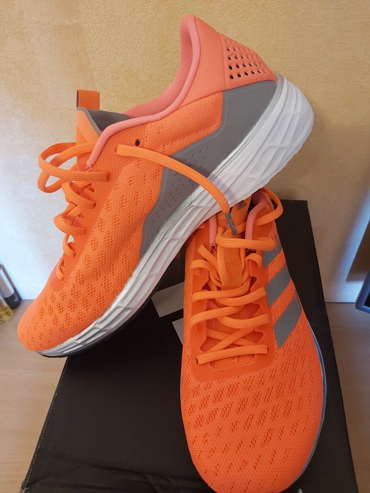 Кросівки Adidas SL 20