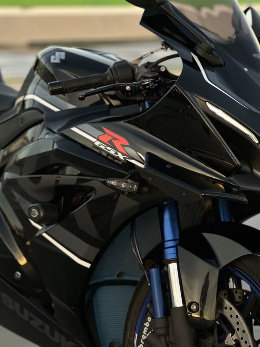 SUZUKI GSXR1000RA ABS - Full Extras!