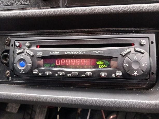 Авто магнитола BLAUPUNKT SAN REMO CD31. Штатная