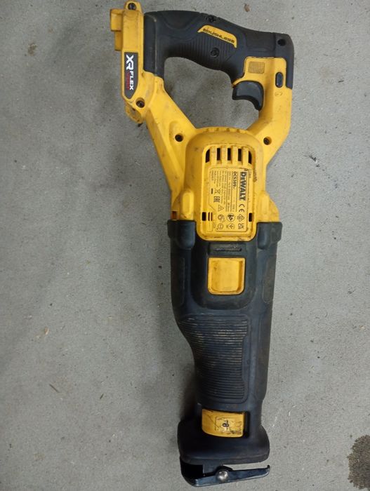 DeWalt dcs389 piła szablasta lisica 2022r
