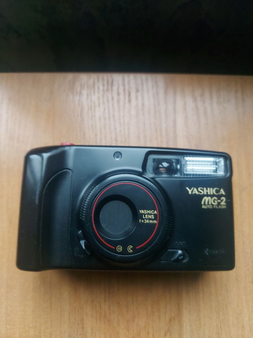 Фотоаппарат Yashica MG-2