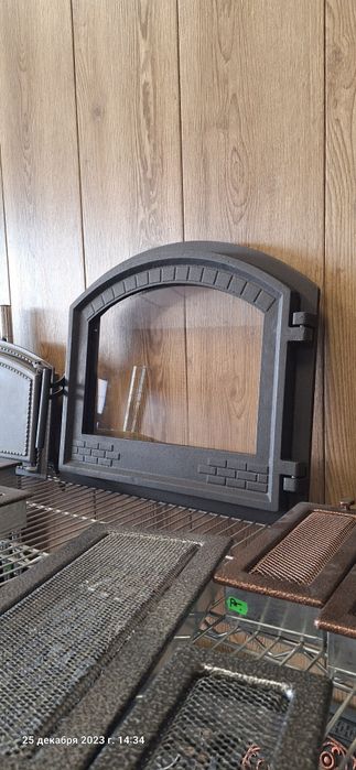 Дверці для печі,каміна ,камінопечі,чугунні зі склом Дверцы каминные .
