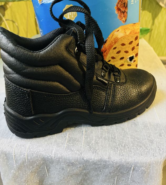 Новые неубиваемые ботинки