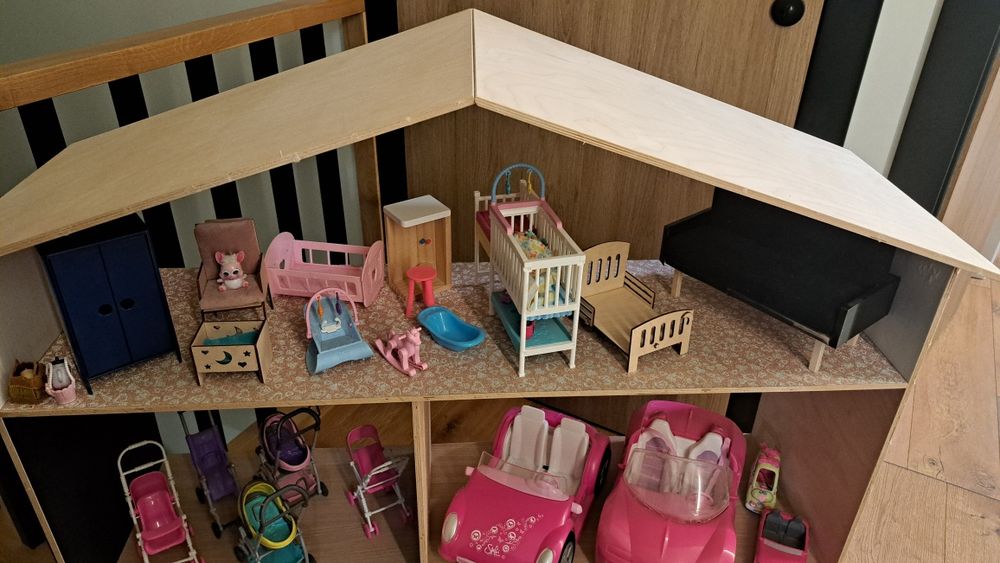 Duży Domek dla lalek Barbie