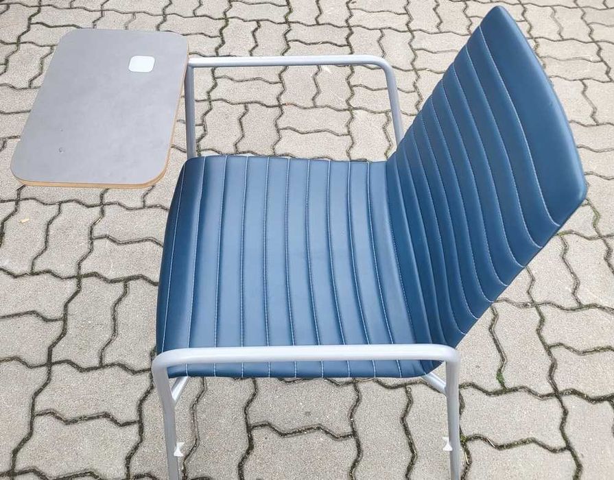 SITAG Krzesło tapicerowane Tini  Vank z pulpitem