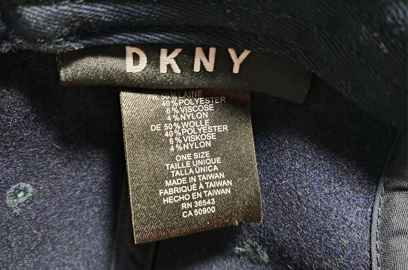 DKNY czapka z daszkiem granatowa wełna ekstra stan jak nowa unisex