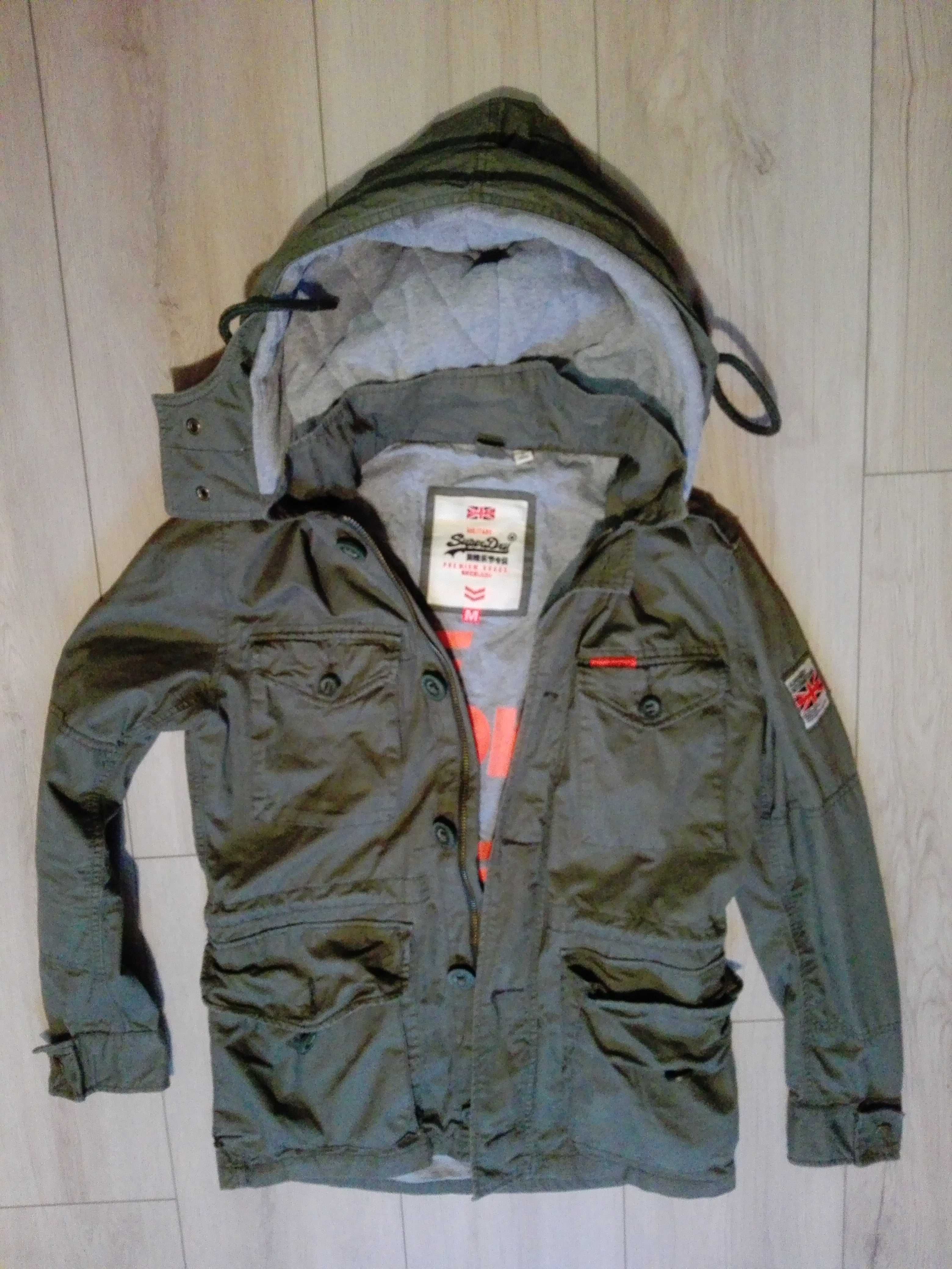 kurtka Superdry M khaki