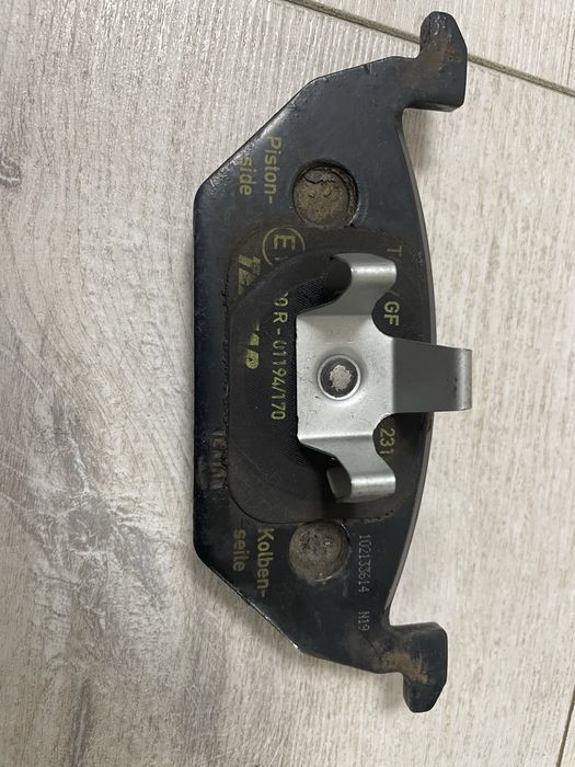 Передні колодки skoda