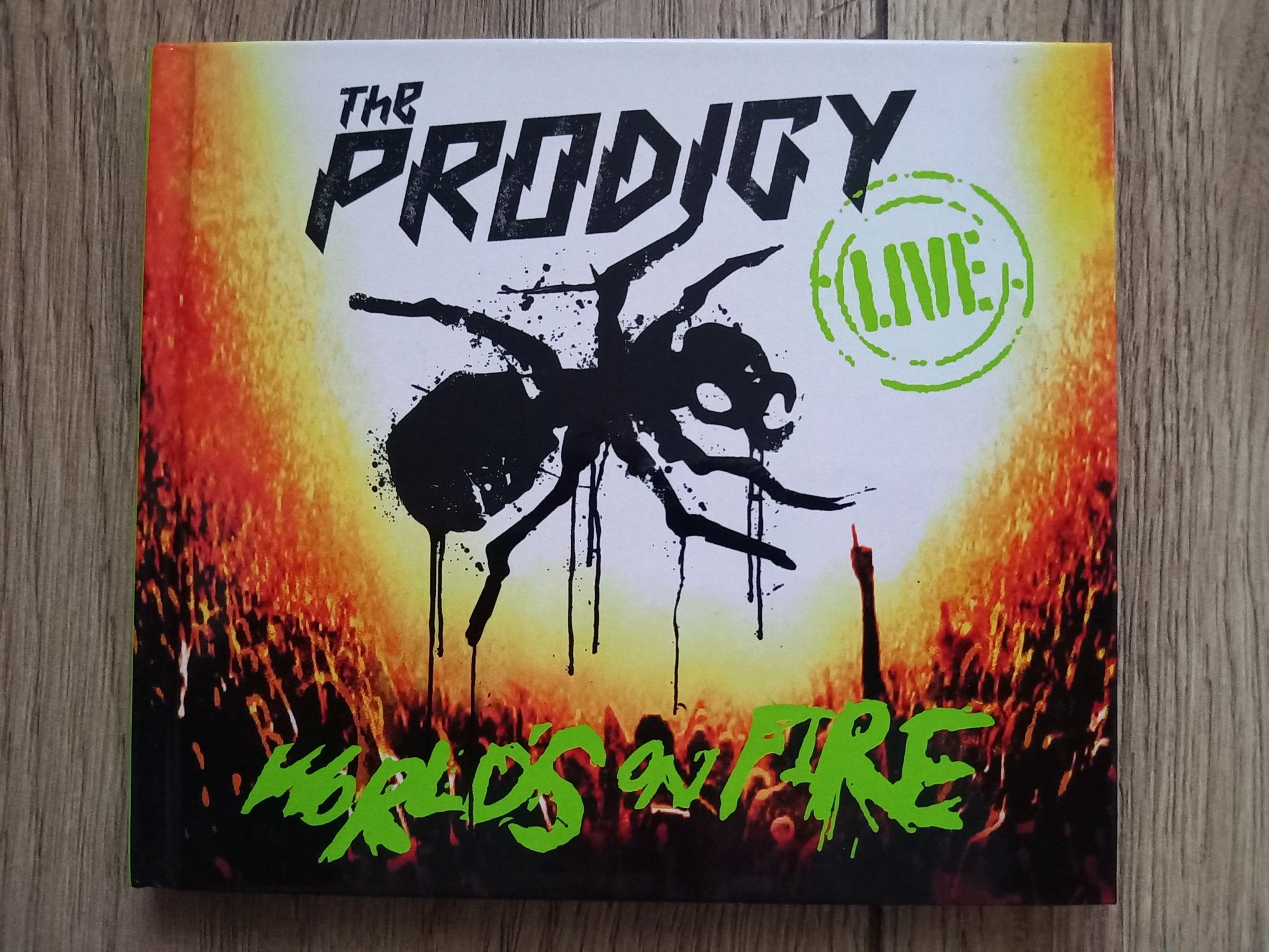 The Prodigy world's on fire CD + DVD