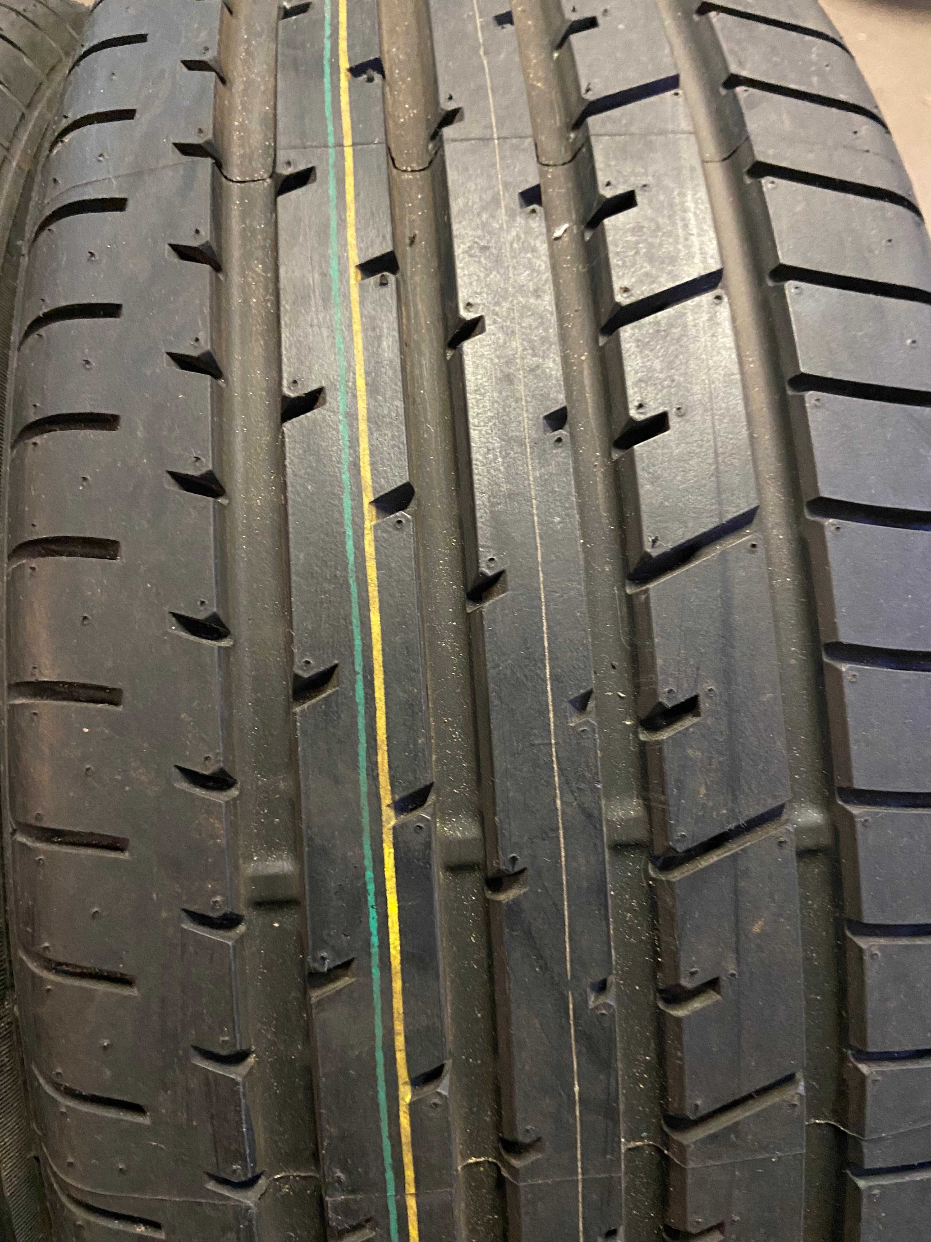 Opony lato Toyo 225 55 R19 Nowe