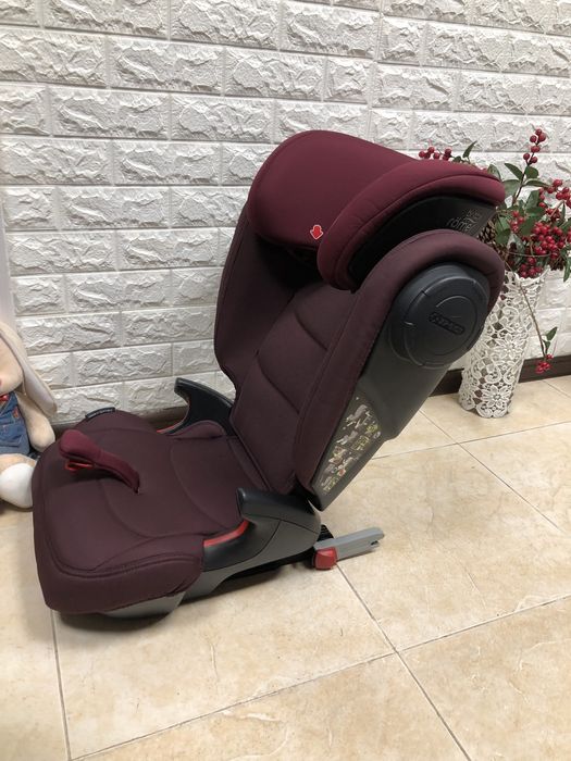 Автокрісло BRITAX ROMER KIDFIX 3 M Група 2/3 (15-36 кг) бустер