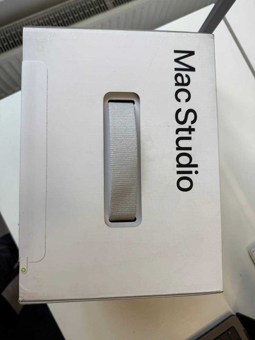 Mac Studio M2 Ultra 64GB/1TВ 24CPU/60GPU (MQH63)