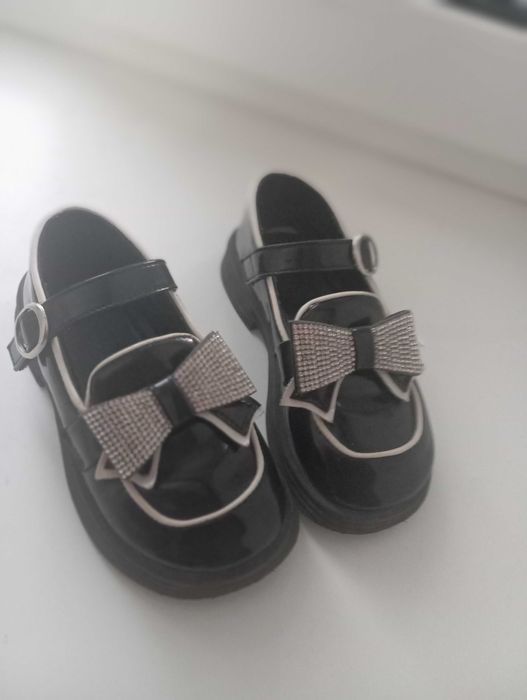 Туфлі на дівчинку 3-5 роки