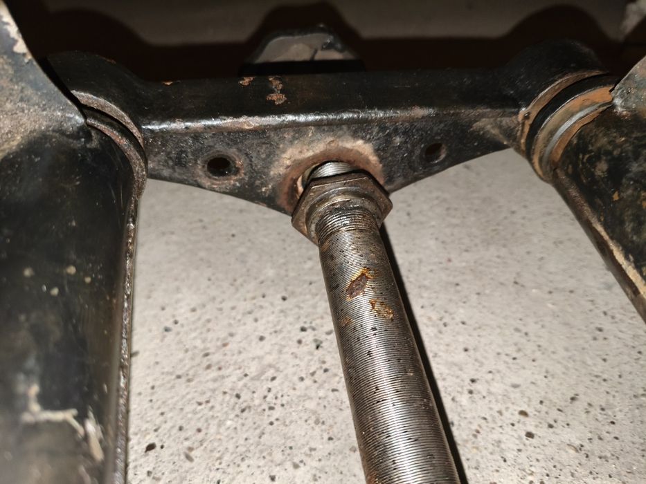 Przednie zawieszenie K750 Dniepr MT K650