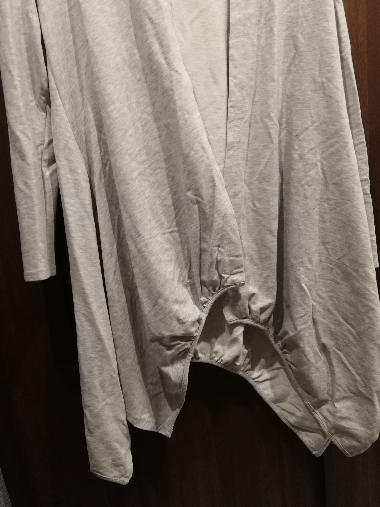Bluza asymetryczna długa Unisono 38
