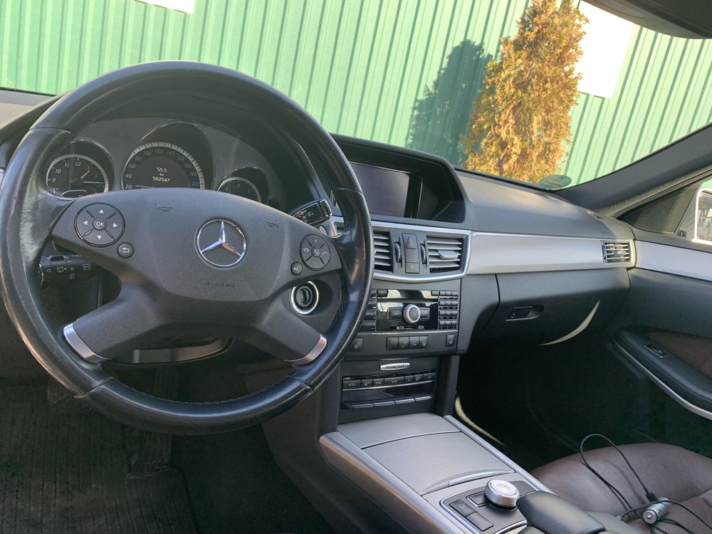 Продам mercedes 212, 3.0 дизель