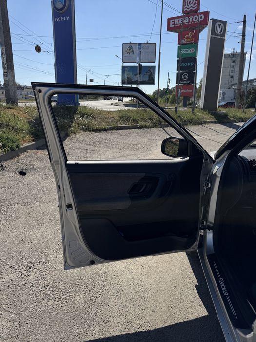 Авто skoda fabia 2011 1.2