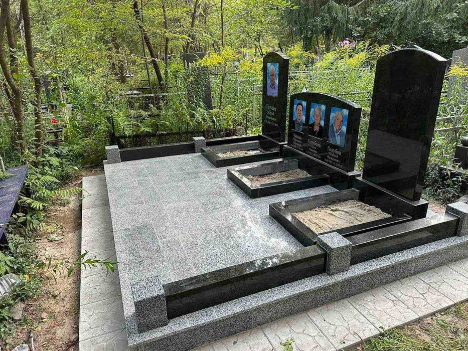 Виготовляємо памятники в місті Обухів