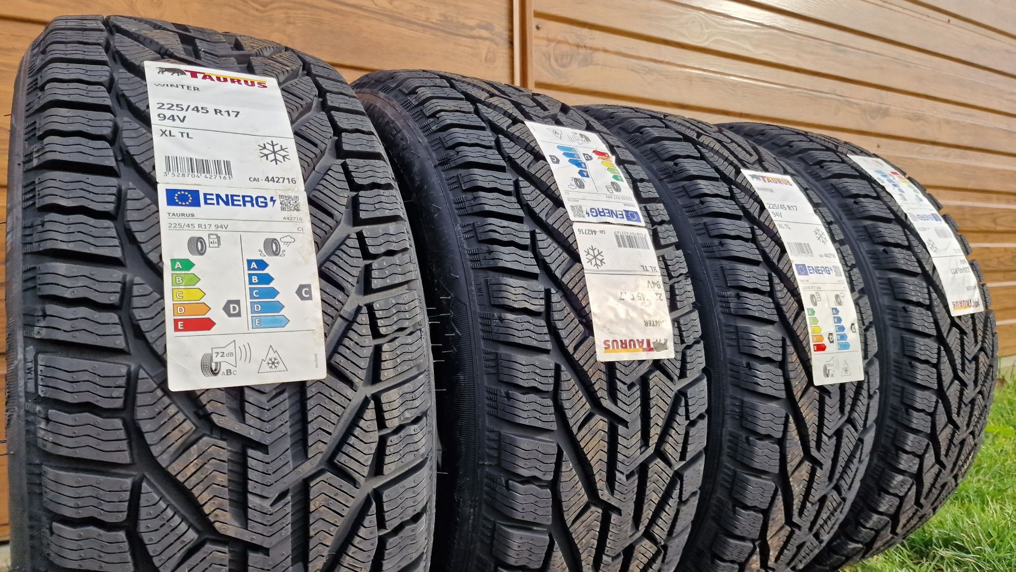 Nowe opony 225/45R17 zimowe. Taurus. 2023 r! Grupa Michelin. 2 sztuki!