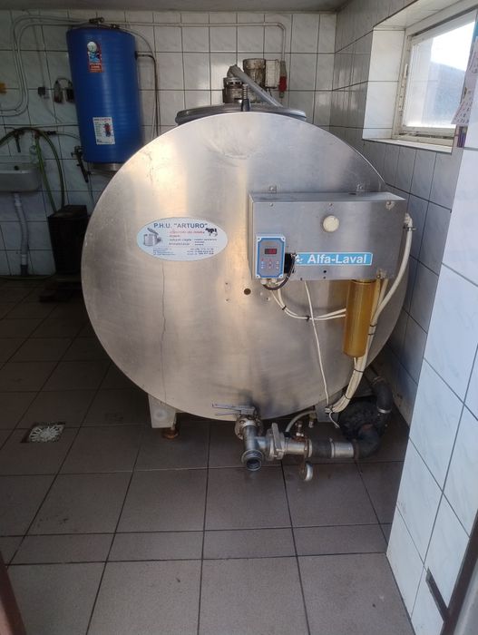 Zbiornik na mleko samomyjacy 1800L