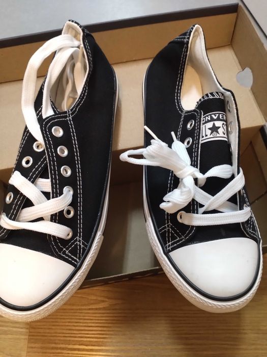 Tênis All star novos