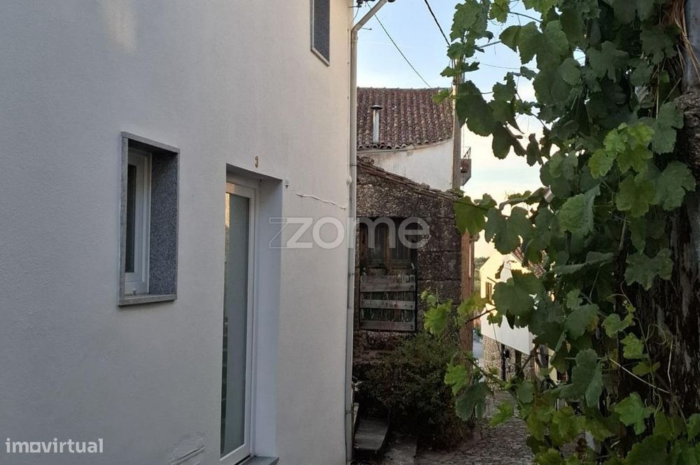 Moradia em Oliveira do Hospital - Pronta a habitar