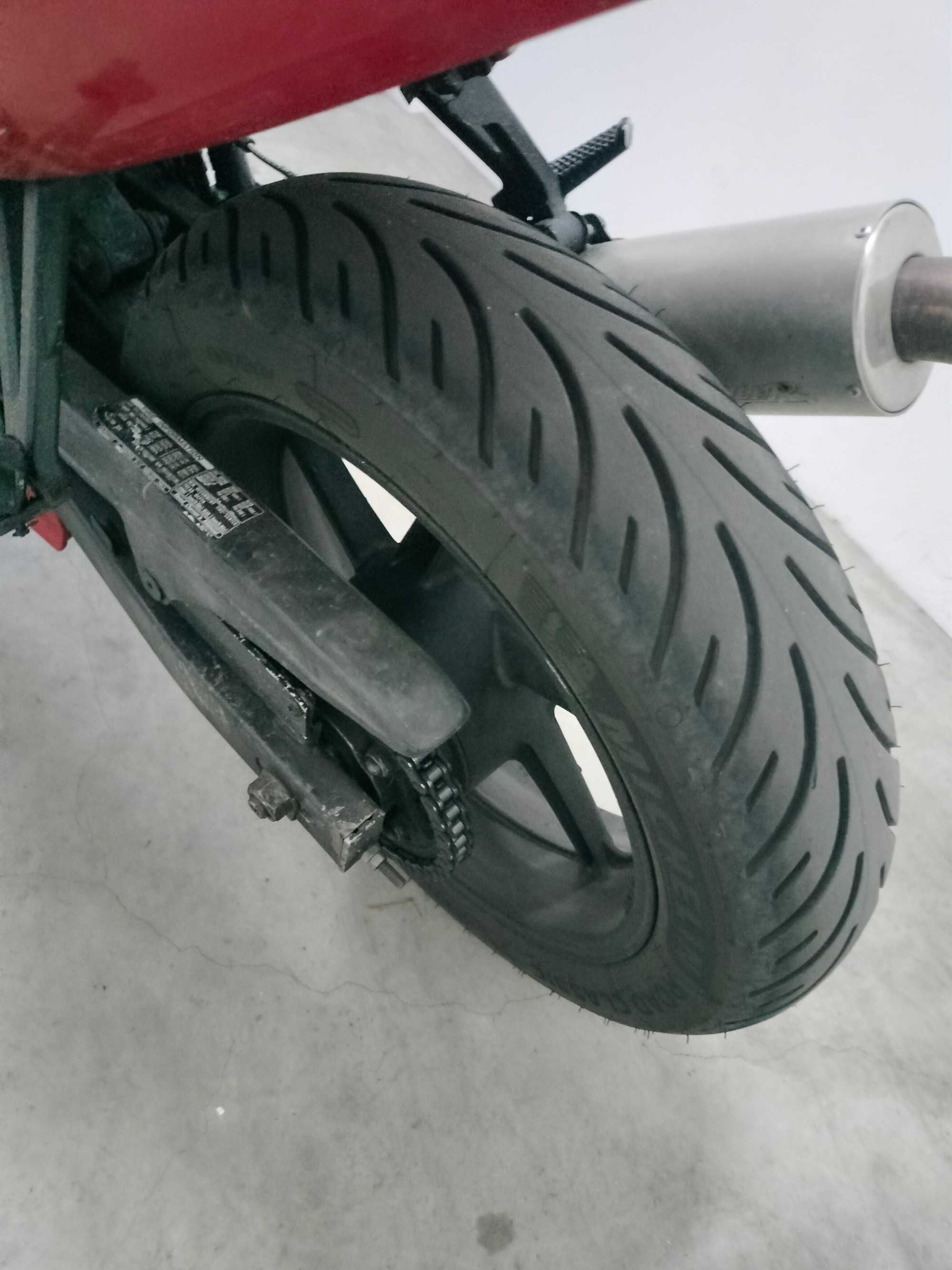 Linda Honda CBR 600 F