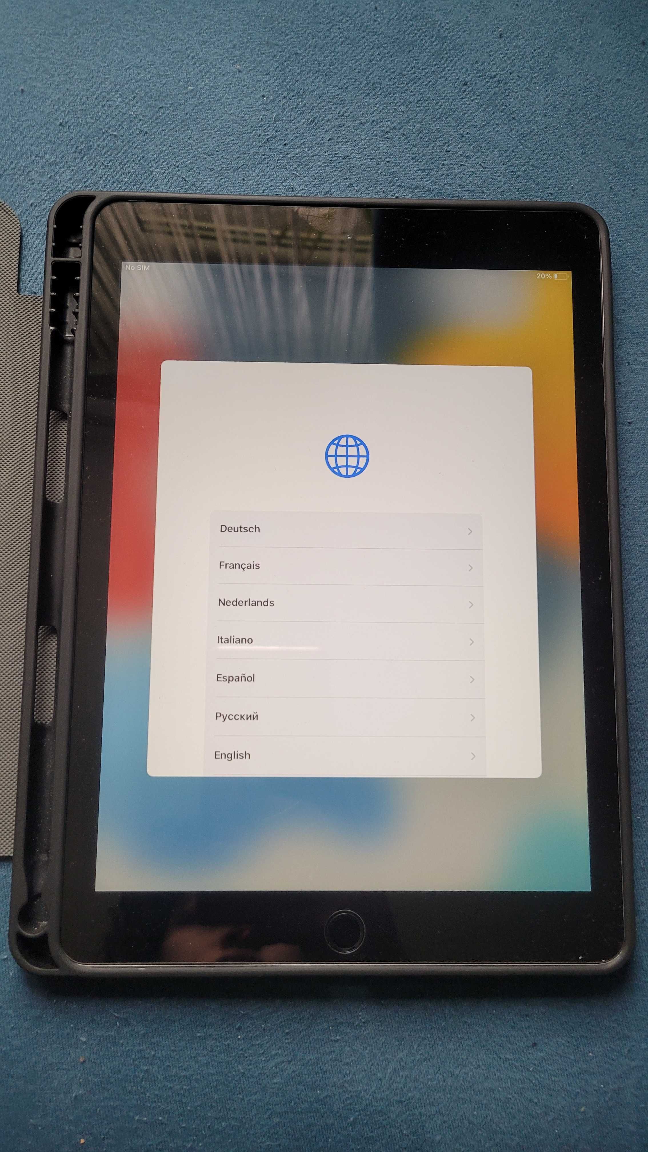 Ipad Air 2 tablet Apple + ładowarka + etui