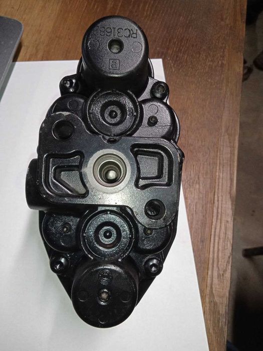 Чотирьохконтурний кран даф DAF 105 (AE 4528, 1612054)