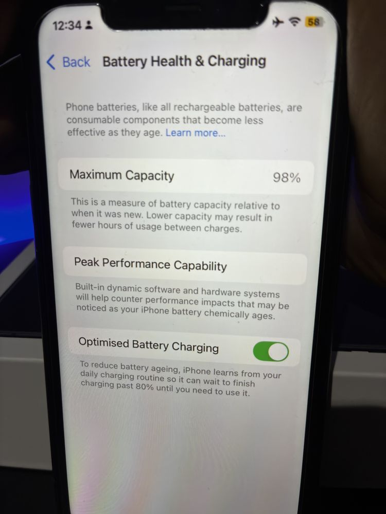 iPhone 11 - bom estado