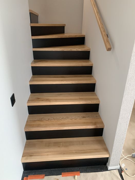 Stopnie trepy, na beton jesionowe, parapety schody