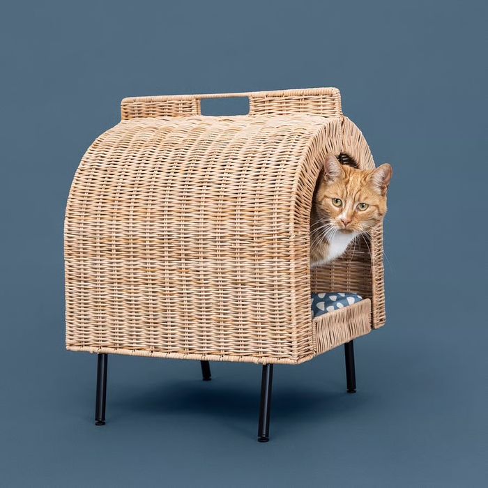 Ikea Domek dla kota, na nóżkach, rattan