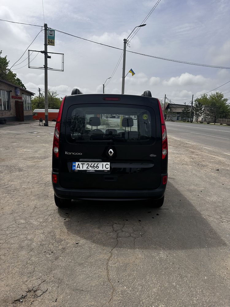 Renault Kangoo оригінальний пасажир