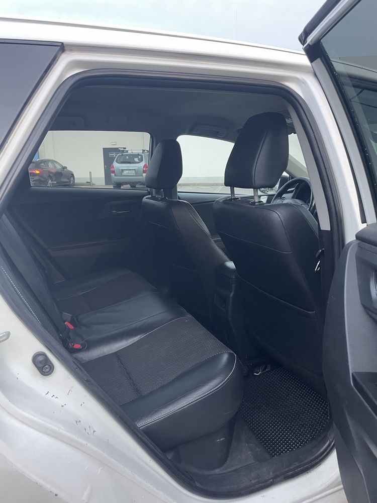Toyota Auris Hybrid Kombi Premium CVT 2014
