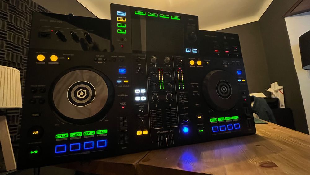 Controladora PIONEER XDJ-RR (único dono)