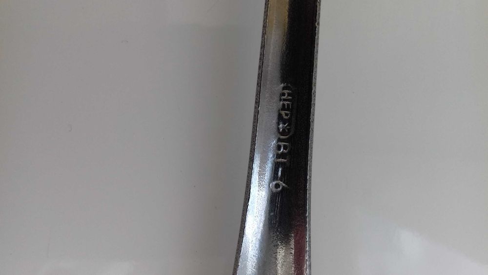 Продаю вилки,ложки , ножи, посеребреные.