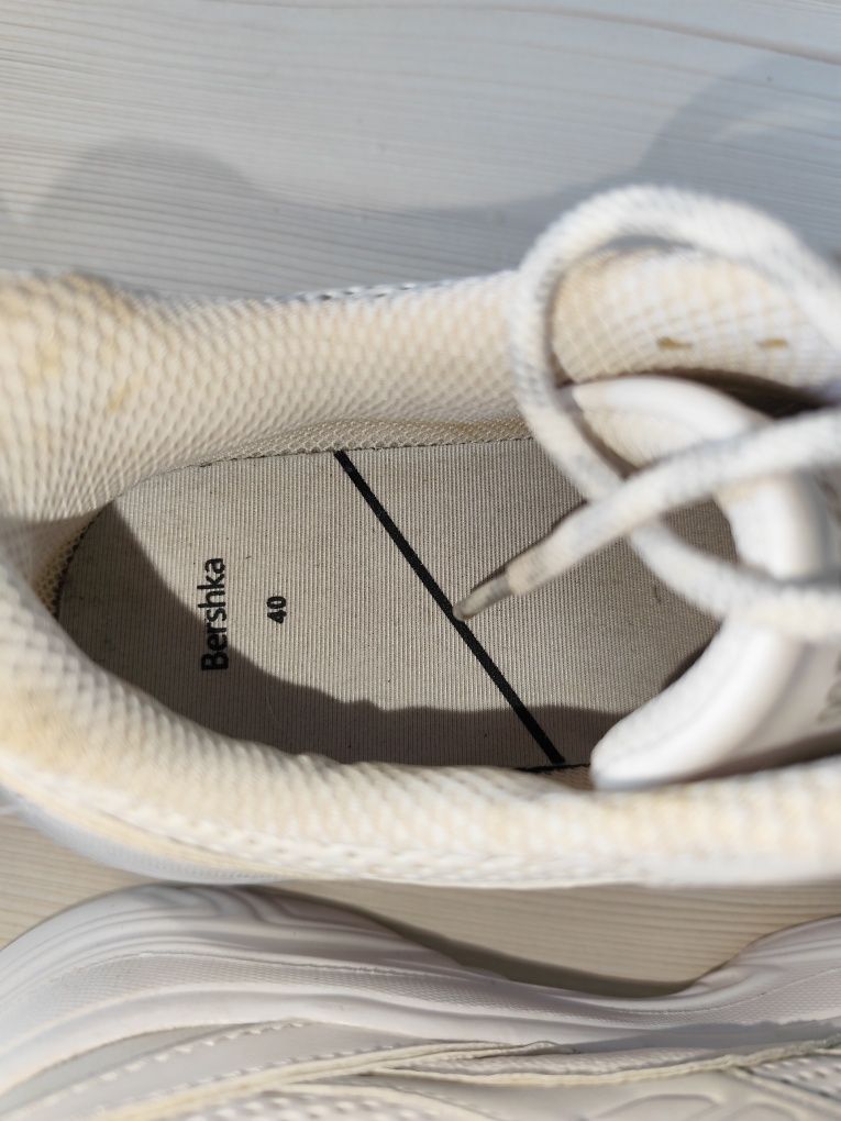 Sportowe wygodne buty damskie 40