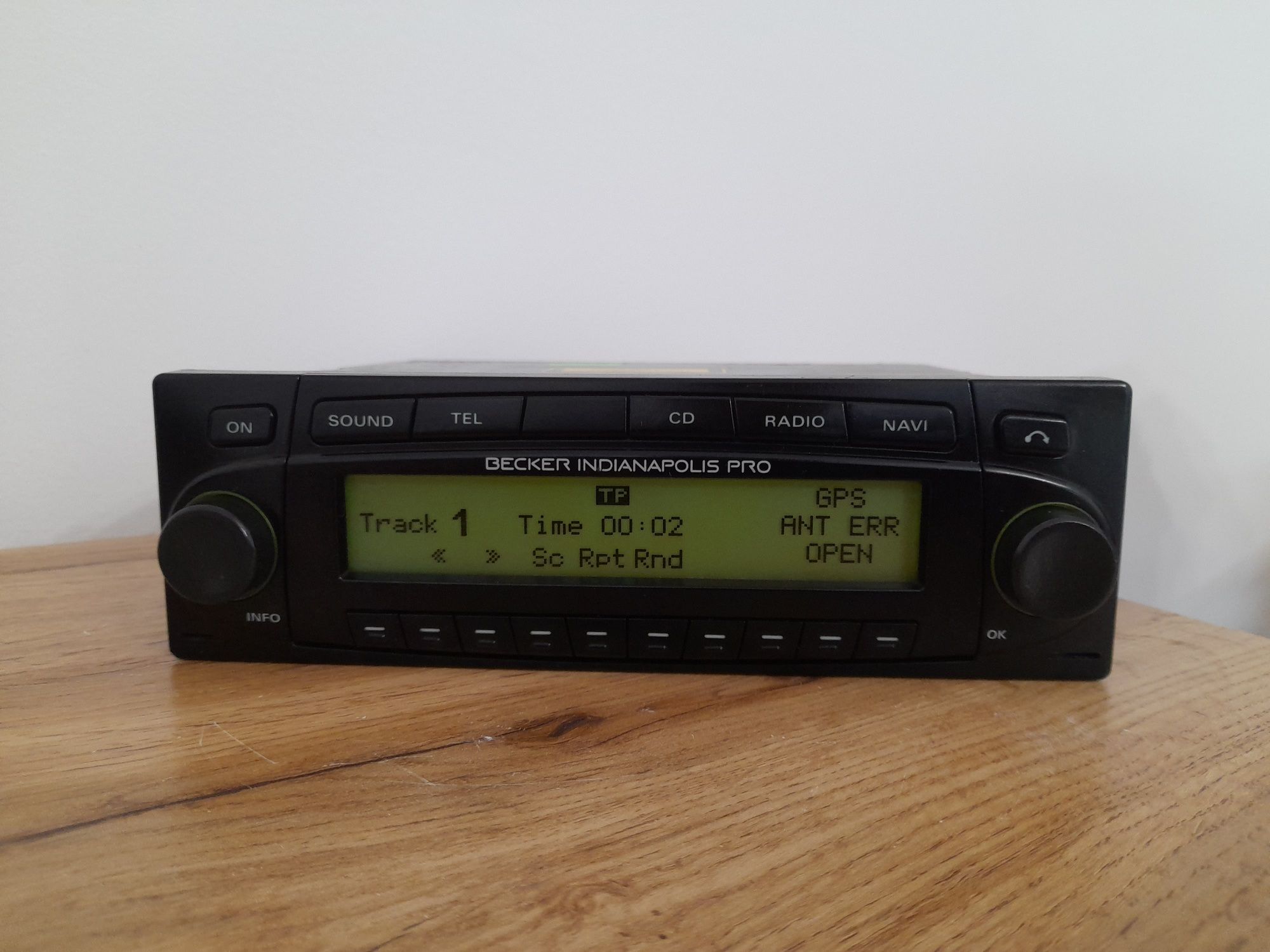 Radio Becker Indianapolis PRO BE7950 Bluetooth MP3