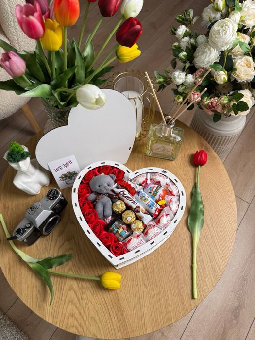 Солодкий подарунковий бокс – оригінальний сюрприз