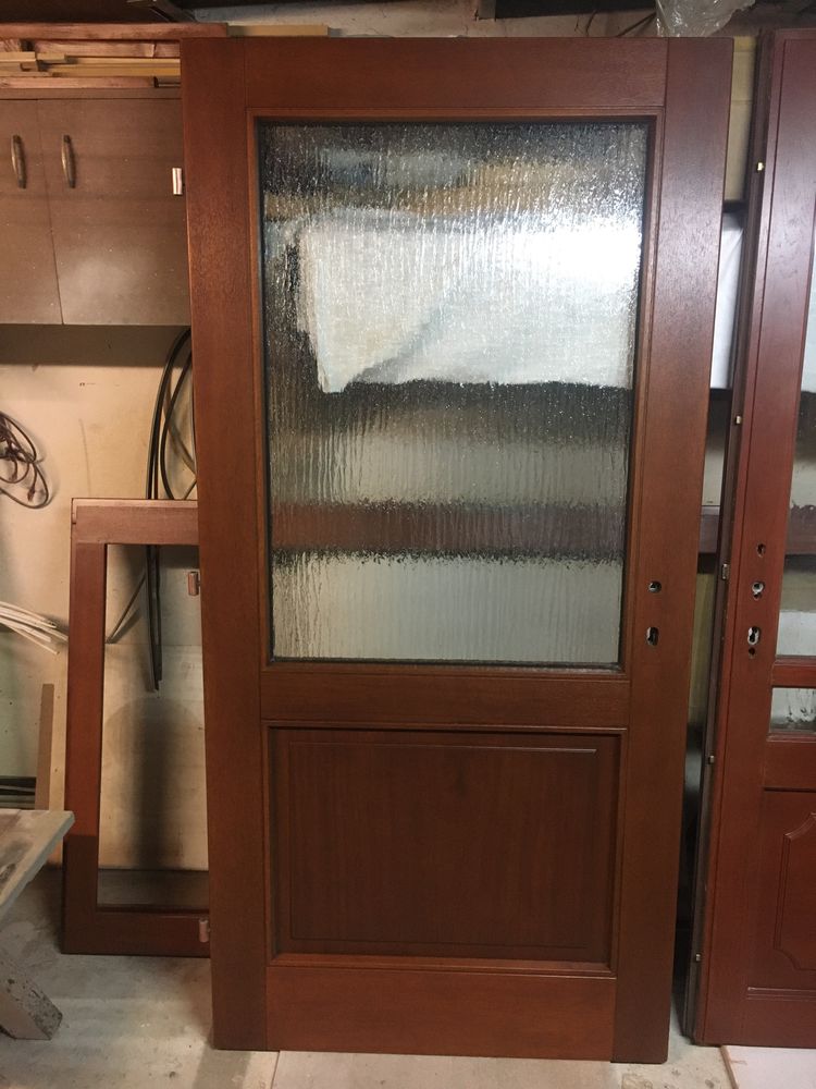 Renowacja drzwi i okien drewnianych