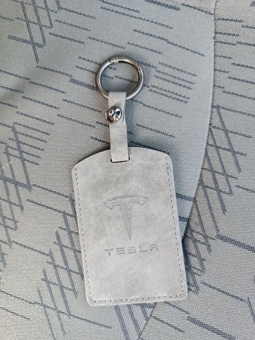 Замшевий чохол для смарт-ключа Tesla