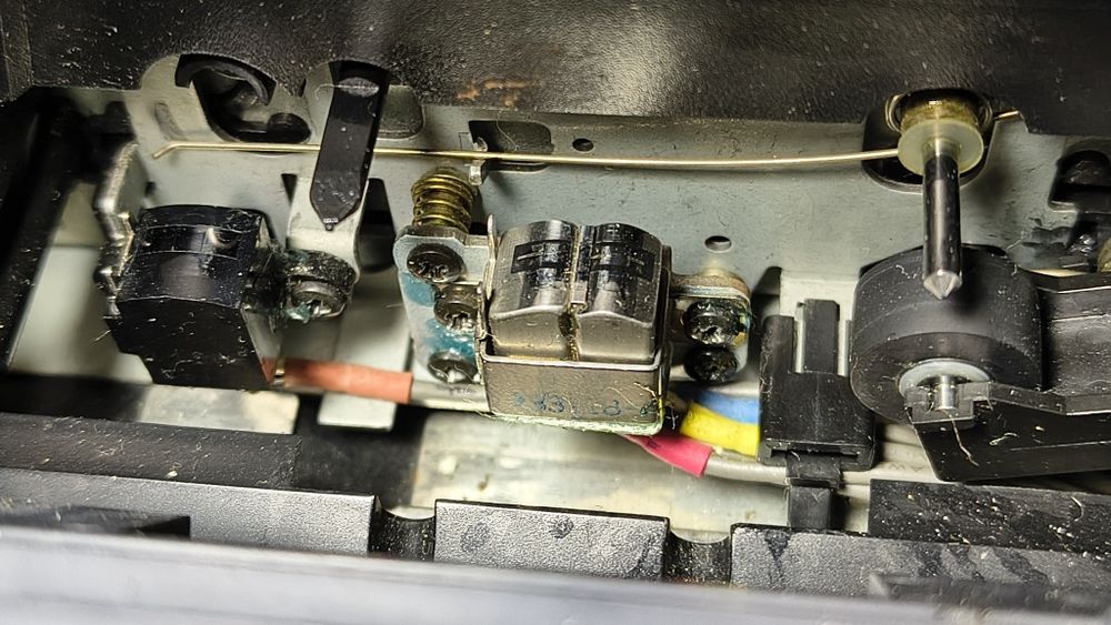 Касетна дека Sony  TC-K 415 (3 Head) Сквозний канал!