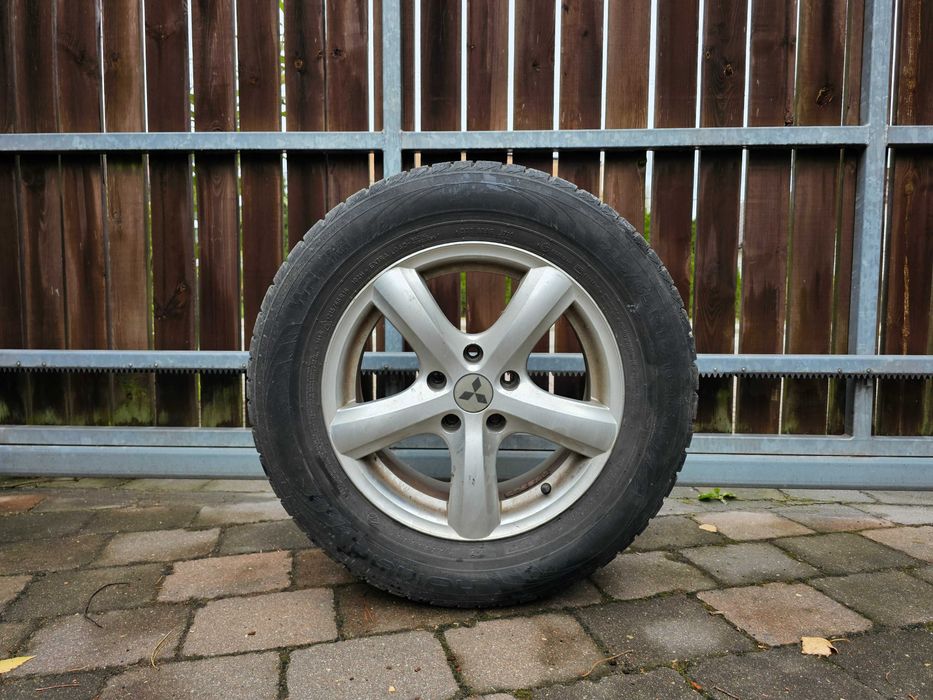 4 Koła z aluminiowymi felgami i oponami zimowymi do MITSUBICHI ASX