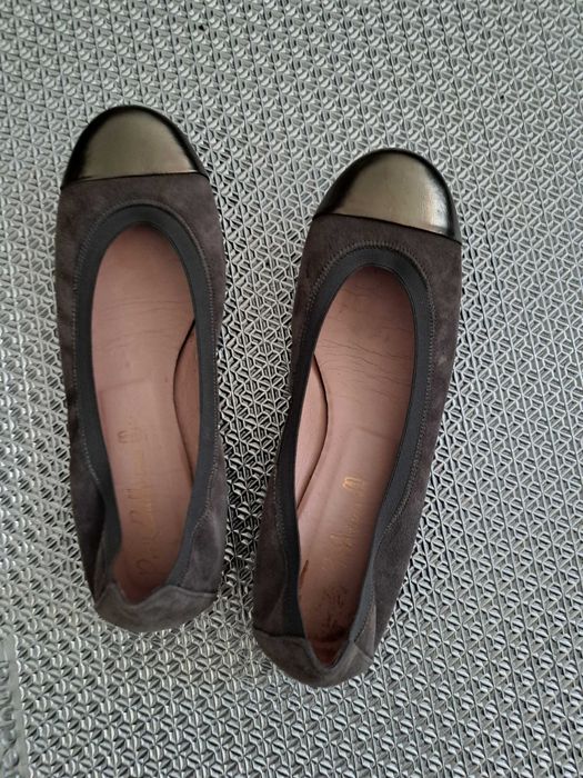 Baleriny skora szare 38 Italy