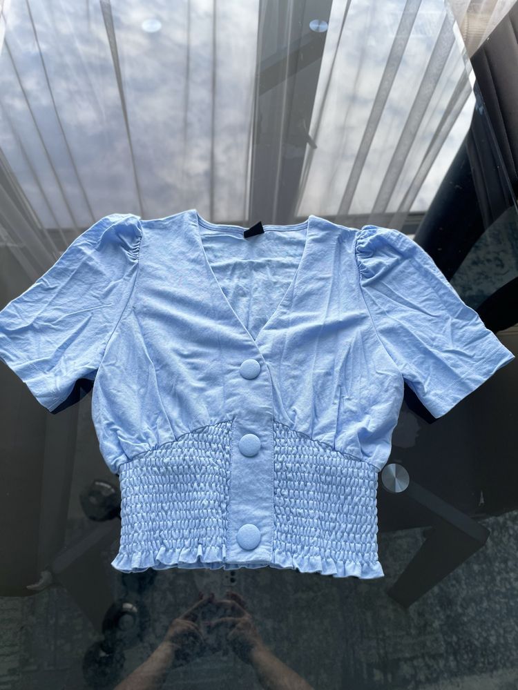 Блакитна блузка топ розмір S