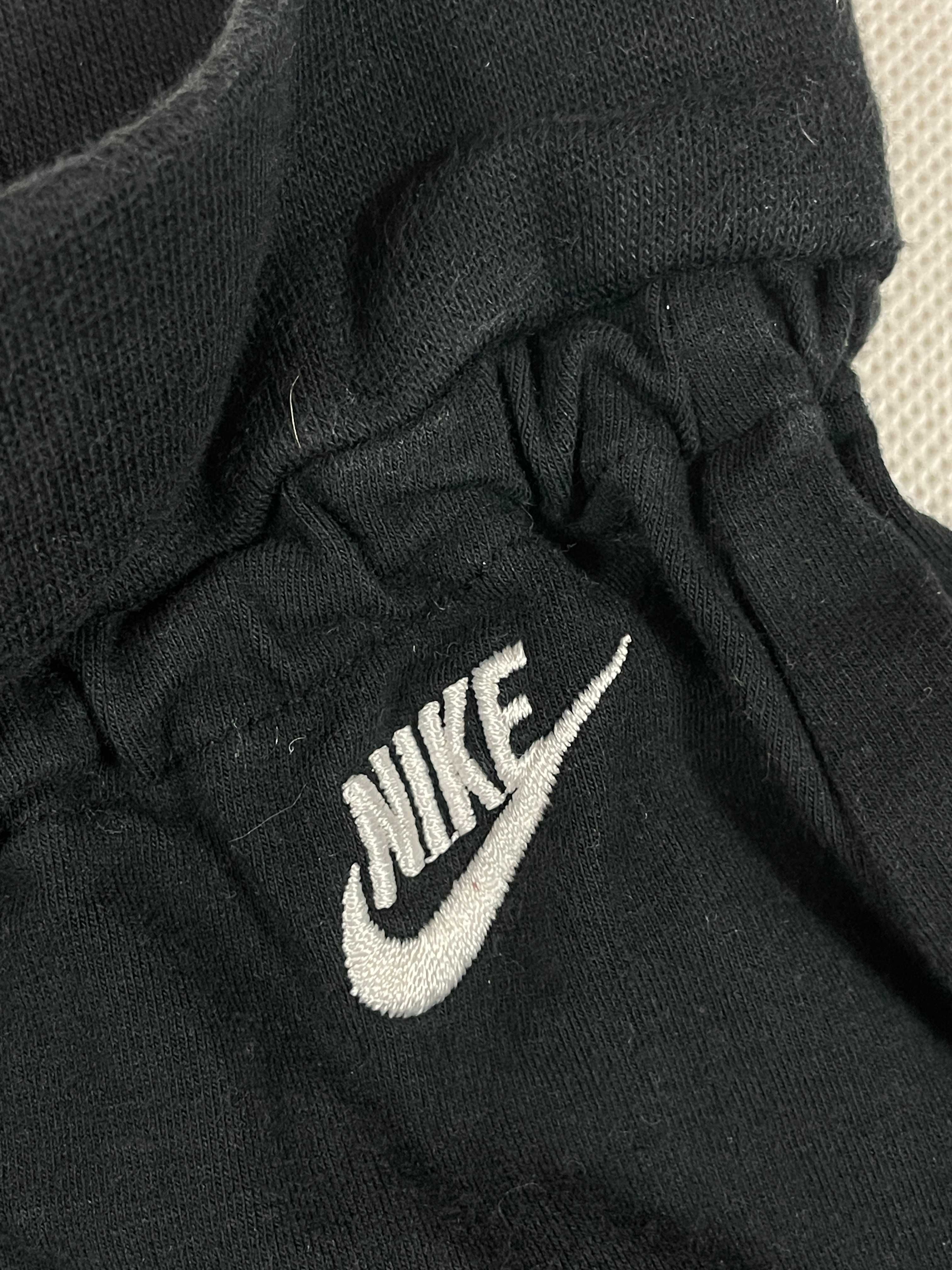 Nike Spodenki Damskie Czarne Krótkie Do Biegania Logo Klasyk Unikat M