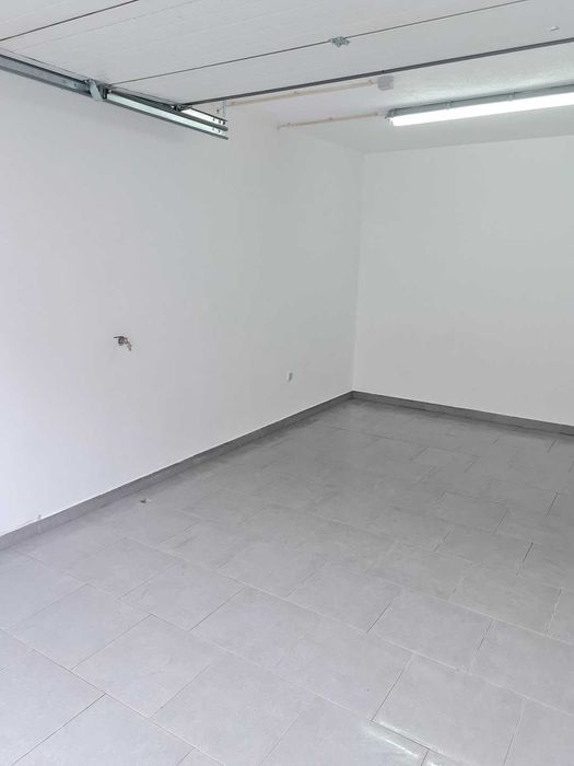 Garagem em Alhos Vedros
Garagem na Rua Almeida Garrett