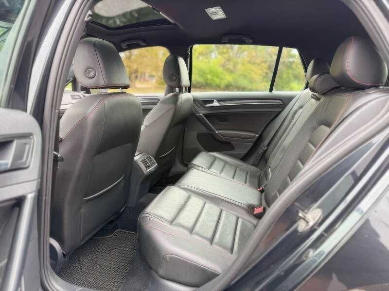 2016 Volkswagen Golf GTI